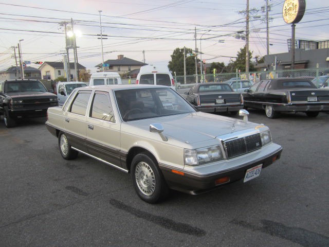 中古車情報 三菱 デボネア 3 0 ロイヤル 修復歴無し の中古車詳細 走行距離 8 0万km カラー ゴールド 販売地域 愛知県安城市 中古車 を探すなら Carme カーミー 中古車