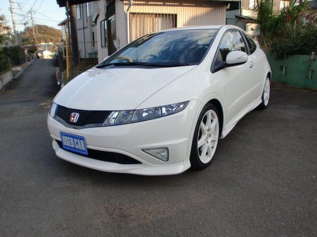 中古車 ホンダ シビックタイプr 2 0 ユーロ 実走行キロ 禁煙車 の中古車詳細 23 000km チャンピオンシップホワイト 神奈川県 285万円 中古車情報 中古車検索なら 車選びドットコム 車選び Com