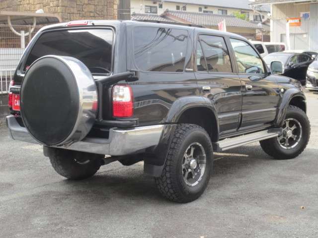 中古車 トヨタ ハイラックスサーフ 2 7 Ssr V リミテッド 4wd リフトup 社外テール ホイール 保証付 の中古車詳細 152 000km 黒 福岡県 78万円 中古車情報 中古車検索なら 車選びドットコム 車選び Com