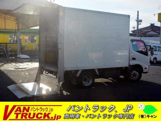 中古車 トヨタ トヨエース 10尺パネルバン 垂直リフト 2トン の中古車詳細 28 900km ホワイト 埼玉県 338万円 中古車 情報 中古車検索なら 車選びドットコム 車選び Com