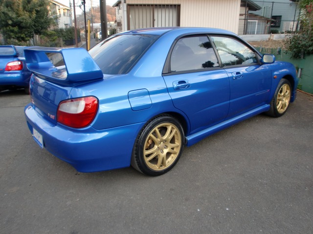中古車 スバル インプレッサwrx 2 0 Wrx Sti リミテッド 4wd 限定車リミテッド 6速mt の中古車詳細 8 175km ブルー 神奈川県 133万円 中古車情報 中古車検索なら 車選びドットコム 車選び Com
