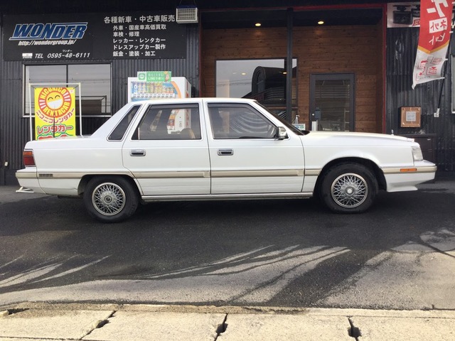 中古車 三菱 デボネア 3 0 スーパーサルーンエクストラ 三菱の最高級車 デボネアv の中古車詳細 103 000km ギャラクシーホワイト 三重県 35万円 中古車情報 中古車検索なら 車選びドットコム 車選び Com