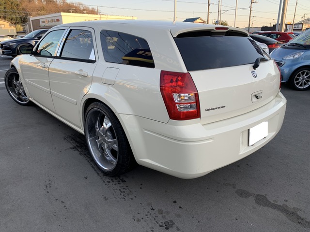 中古車情報 ダッジ マグナム Se 2 7 V6 あり の中古車詳細 走行距離 10 1万km カラー ホワイト 販売地域 埼玉県東松山市 中古車 を探すなら Carme カーミー 中古車