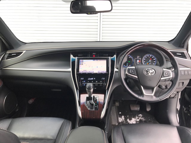 中古車 トヨタ ハリアー 2 5 ハイブリッド E Four プレミアム 4wd モデリスタエアロ 18aw Ledライト の中古車詳細 72 000km ブラック 北海道 269 8万円 中古車情報 中古車検索なら 車選びドットコム 車選び Com