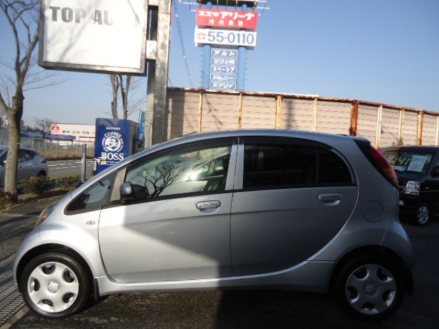 中古車 三菱 I アイ ブルームエディション スマートキー 電格ミラー 純正オーディオ の中古車詳細 29 0km シルバー 大阪府 23万円 中古車情報 中古車検索なら 車選びドットコム 車選び Com