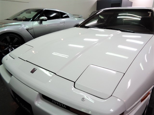 中古車 トヨタ スープラ 3 0 Gtターボ エアロトップ Us左ハンドル赤革インテリアエアロtop の中古車詳細 58 000km ホワイト 大阪府 Sold Out 中古車情報 中古車検索なら 車選びドットコム 車選び Com