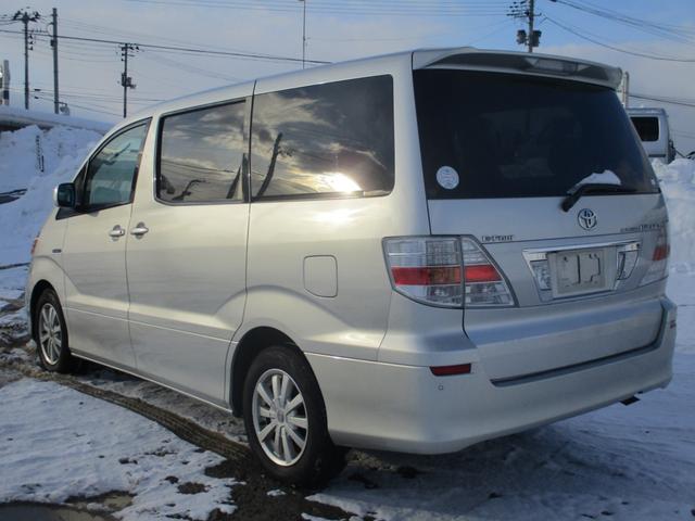 中古車 トヨタ アルファードハイブリッド 2 4 4wd c Ps Pw 8人乗り の中古車詳細 134 000km シルバー 山形県 39万円 中古車情報 中古車検索なら 車選びドットコム 車選び Com