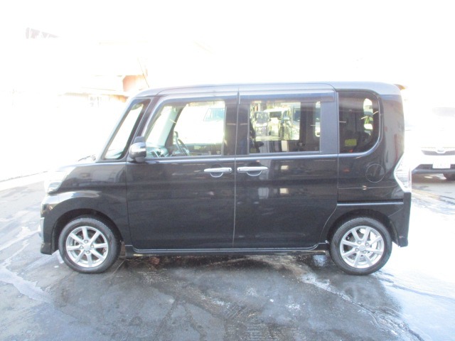 中古車 ダイハツ タントカスタム X Saii 4wd 禁煙車 衝突軽減装置 スライドドア の中古車詳細 9 6km ブラック 富山県 119 9万円 中古車情報 中古車検索なら 車選びドットコム 車選び Com