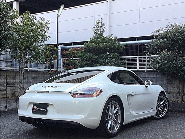 中古車 ポルシェ ケイマン Gts Pdk スポーツクロノpkg 左h 赤革 禁煙車 の中古車詳細 6 000km ホワイト 大阪府 798万円 中古車情報 中古車検索なら 車選びドットコム 車選び Com