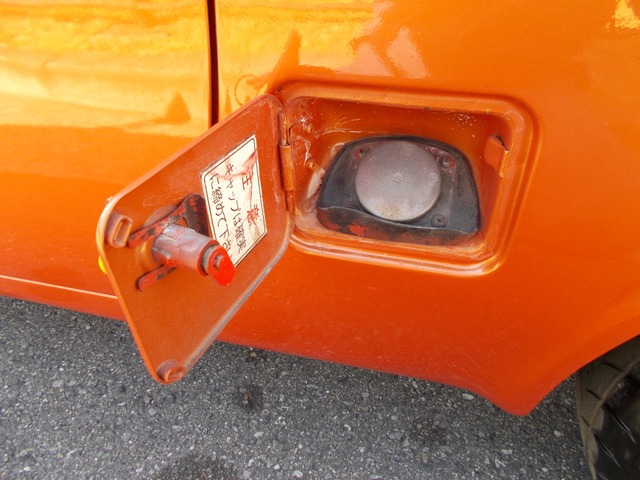 中古車 スズキ フロンテ 49年フロンテクーペ の中古車詳細 オレンジ 東京都 238万円 中古車情報 中古車検索なら 車選びドットコム 車 選び Com