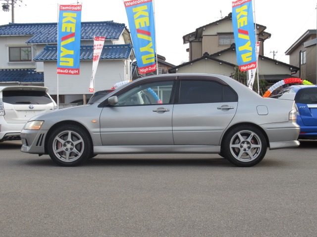 中古車 三菱 ランサーエボリューション 2 0 Gt A Vii 4wd 禁煙車 Hddナビ 18年冬タイヤ の中古車詳細 92 051km クィーンズシルバー 石川県 75 9万円 中古車情報 中古車検索なら 車選びドットコム 車選び Com