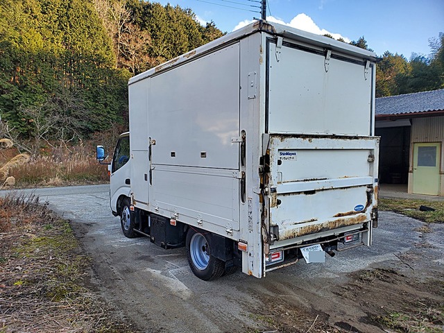中古車 日野 デュトロ の中古車詳細 77 500km ホワイト 兵庫県 380万円 中古車情報 中古車検索なら 車選びドットコム 車 選び Com