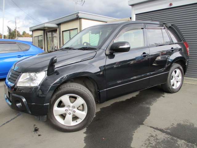 中古車 スズキ エスクード 2 4 Xg 4wd Hddナビ Etc ワンセグtv Dvd の中古車詳細 72 000km ブルーイッシュブラックパール 静岡県 69万円 中古車情報 中古車検索なら 車選びドットコム 車選び Com