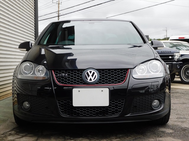 フォルクスワーゲン ゴルフ GTI GTI伝統のチェック柄シート! の