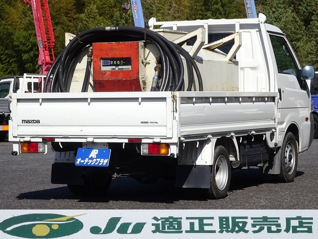 中古車 マツダ ボンゴトラック 1 8 Dx タンクローリー 福知工業 0 9kℓ の中古車詳細 111 758km ホワイト 茨城県 95 8万円 中古車情報 中古車検索なら 車選びドットコム 車選び Com