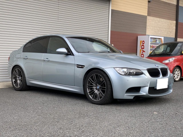 中古車 Bmw M3セダン Mt車 左ハンドル の中古車詳細 63 500km シルバー 神奈川県 429万円 中古車情報 中古車 検索なら 車選びドットコム 車選び Com