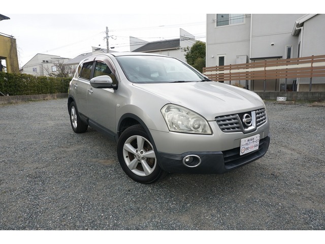 中古車 日産 デュアリス 2 0 g 136 470km シルバー 福岡県 23 9万円 中古車情報 中古車検索なら 車 選びドットコム 車選び Com