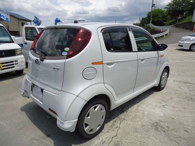 中古車 スバル R2 F プラス 5速mt 1オーナー キーレス Cd再生 の中古車詳細 71 000km シルキーホワイトパール 奈良県 16 5万円 中古車情報 中古車検索なら 車選びドットコム 車選び Com