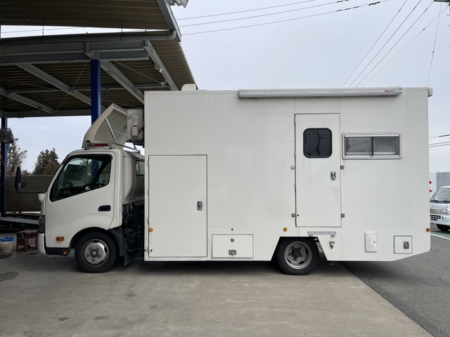 中古車 トヨタ トヨエース ワイドロング 移動事務室 の中古車詳細 235 000km ホワイト 宮城県 330万円 中古車情報 中古車 検索なら 車選びドットコム 車選び Com