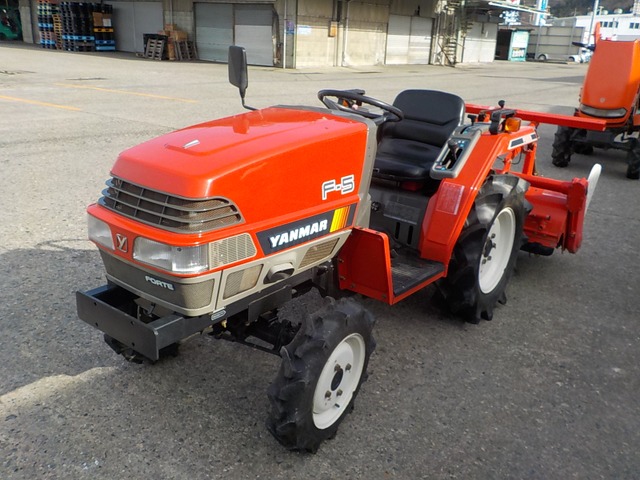 中古車 その他 ヤンマー ホイールトラクター 岡山発 ヤンマー トラクター F 5 の中古車詳細 オレンジ 岡山県 49 5万円 中古車 情報 中古車検索なら 車選びドットコム 車選び Com
