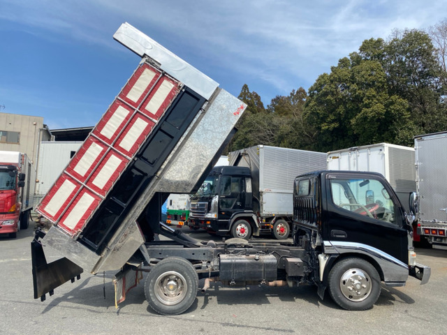 中古車 トヨタ その他 トヨタ 2 85積載 深箱土砂禁ダンプ デコトラ の中古車詳細 148 5km ブラック 大阪府 198万円 中古車情報 中古車検索なら 車選びドットコム 車選び Com