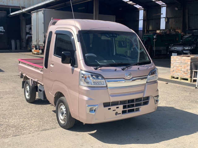 中古車 ダイハツ ハイゼットトラック ジャンボ Saiiit ピンク仕様 の中古車詳細 14 425km ピンク 奈良県 価格応談 中古車情報 中古車検索なら 車選びドットコム 車選び Com