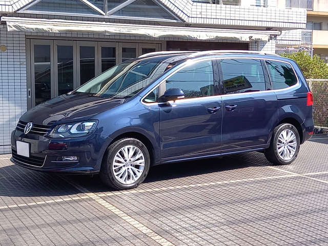 中古車 フォルクスワーゲン シャラン Tsi ハイライン ブルーモーションテクノロジー の中古車詳細 26 000km ダークブルー 愛知県 Sold Out 中古車情報 中古車検索なら 車選びドットコム 車選び Com