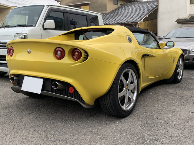中古車 ロータス エリーゼ 111 5速ミッション の中古車詳細 31 000km イエロー 京都府 Sold Out 中古車情報 中古 車検索なら 車選びドットコム 車選び Com