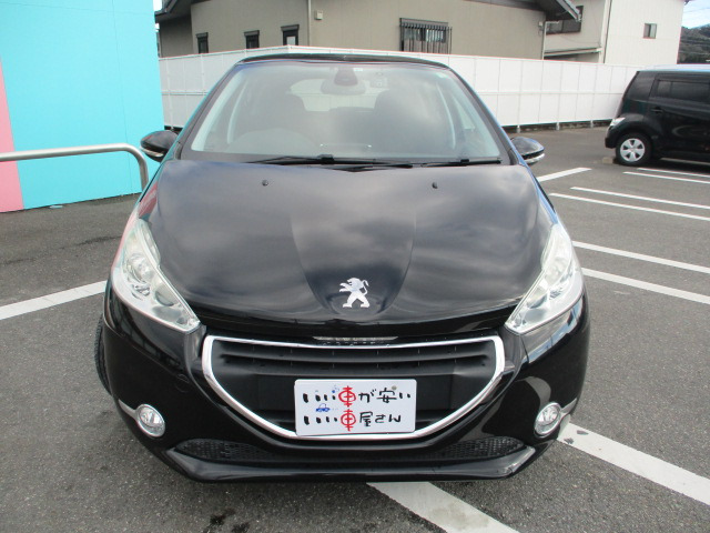 中古車 プジョー 8 プレミアム 禁煙 ドラレコ クルコン クリソナー の中古車詳細 51 540km ブラック 愛知県 Sold Out 中古車情報 中古車検索なら 車選びドットコム 車選び Com