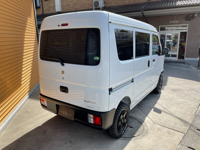 中古車 スズキ エブリイ ジョイン ターボ ハイルーフ 4wd ジムリィ新車コンプリート アップサス の中古車詳細 新車 ホワイト 神奈川県 1 2万円 中古車情報 中古車検索なら 車選びドットコム 車選び Com