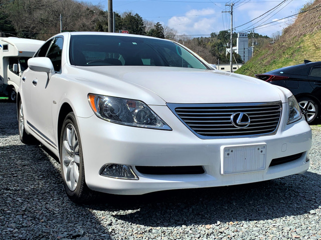 中古車情報 レクサス Ls 460 バージョンu 修復歴無し の中古車詳細 走行距離 3 1万km カラー ホワイト 販売地域 京都府舞鶴市 中古車を探すなら Carme カーミー 中古車