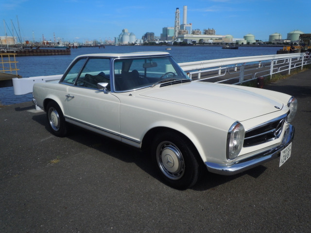 中古車 メルセデス ベンツ Sl 280slレストア車 の中古車詳細 104 000km ホワイト 神奈川県 1 199 9万円 中古車 情報 中古車検索なら 車選びドットコム 車選び Com