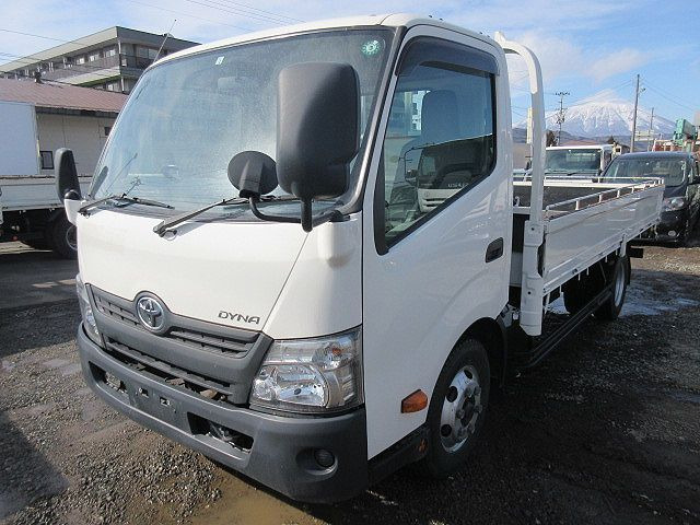 中古車 トヨタ ダイナ 平 ワイドロング フルジャストロー の中古車詳細 95 686km ホワイト 福島県 2万円 中古車情報 中古車検索なら 車選びドットコム 車選び Com