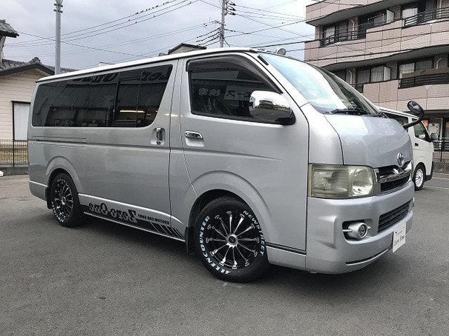 中古車 トヨタ ハイエースバン 2 0 Gl ロング 車検対応カスタム の中古車詳細 660km シルバー 神奈川県 135万円 中古車情報 中古車検索なら 車選びドットコム 車選び Com