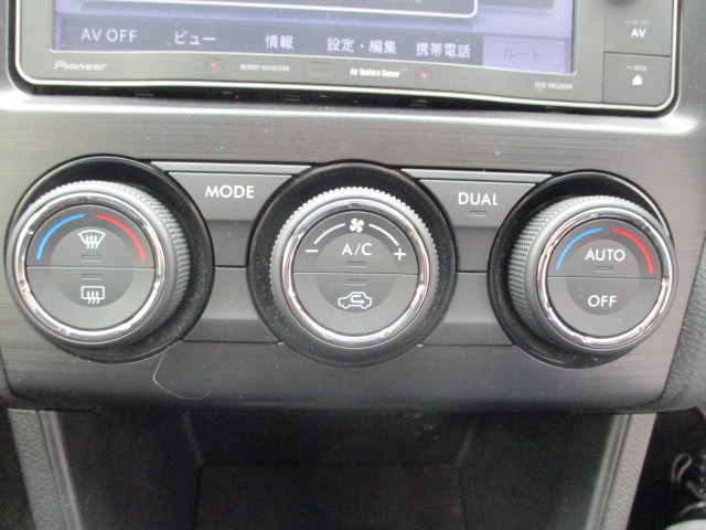 中古車 スバル インプレッサxv 2 0i L アイサイト 4wd ナビ 後席モニター ドラレコ Etc の中古車詳細 449km グレー 青森県 145 9万円 中古車情報 中古車検索なら 車選びドットコム 車選び Com