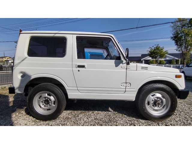 中古車 スズキ ジムニー バン Ha 4wd カスタム初心者にもオススメな一台です の中古車詳細 75 700km ホワイト 埼玉県 49万円 中古車情報 中古車検索なら 車選びドットコム 車選び Com