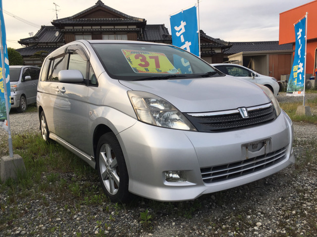 中古車 トヨタ アイシス 2 0 プラタナ の中古車詳細 118 700km シルバー 佐賀県 37万円 中古車情報 中古車検索なら 車 選びドットコム 車選び Com