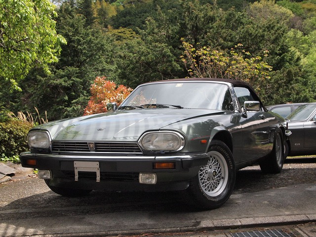 中古車 ジャガー Xj S V12 コンバーチブル ルーフ幌茶 本革 コンバーチブル の中古車詳細 531km ジェイドグリーン 神奈川県 298万円 中古車情報 中古車検索なら 車選びドットコム 車選び Com