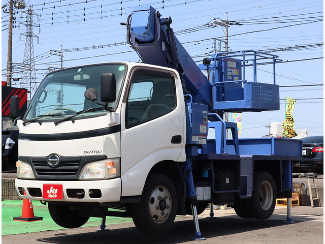 中古車 日野 デュトロ 高所作業車 At 100tg 走行3万キロ 自動張出 の中古車詳細 31 000km ホワイト150 茨城県 165万円 中古車情報 中古車検索なら 車選びドットコム 車選び Com