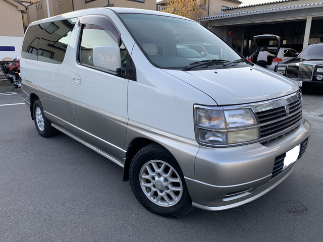 中古車 日産 エルグランド 3 2 X ラウンジパッケージ ディーゼル 4wd デイーゼル 4wd の中古車詳細 233 400km ホワイト 埼玉県 75万円 中古車情報 中古車検索なら 車選びドットコム 車選び Com