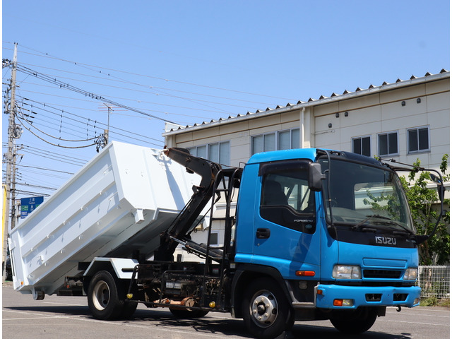 中古車 いすゞ フォワード アームロール 極東フックロール ツインホイスト の中古車詳細 337 000km ブルー270 茨城県 297万円 中古車情報 中古車検索なら 車選びドットコム 車選び Com