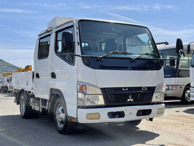 中古車 三菱ふそう キャンター ダブルキャブ 積載1250kg の中古車詳細 376 456km ホワイト 佐賀県 39 8万円 中古車 情報 中古車検索なら 車選びドットコム 車選び Com