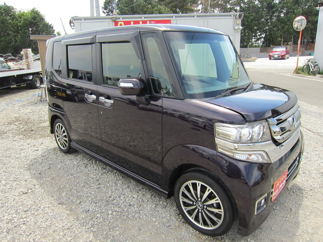 中古車 ホンダ N Boxカスタム G ターボ Lパッケージ N Boxターボ車入荷 車検付き8万キロ の中古車詳細 937km パープル 群馬県 万円 中古車情報 中古車検索なら 車選びドットコム 車選び Com