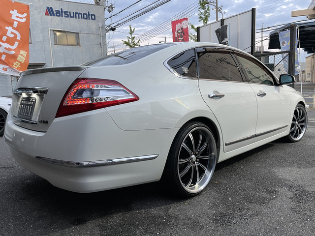 中古車 日産 ティアナ 2 5 250xl インチホイール Etc 新品タイヤ の中古車詳細 125 597km パールホワイト 京都府 42 8万円 中古車情報 中古車検索なら 車選びドットコム 車選び Com