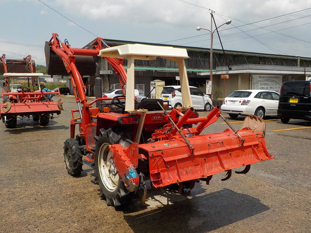 ヤンマートラクターFX20D ロータリー付き 4WD (Yanmar Tractor FX20D)