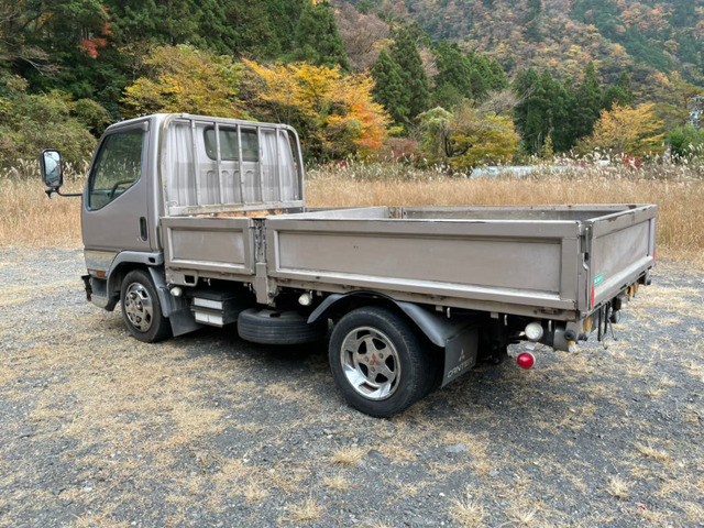 中古車 三菱ふそう キャンター カスタムグレード低走行キーレスメッキ多数 の中古車詳細 (121,909km, シルバー, 静岡県, 120万円) |  中古車情報・中古車検索なら【車選びドットコム（車選び.com）】