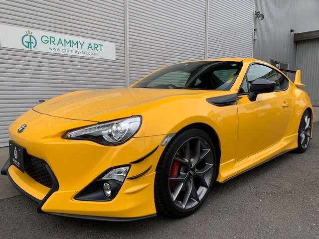 中古車 トヨタ 86 GT イエロー リミテッド エアロパッケージ の中古車 