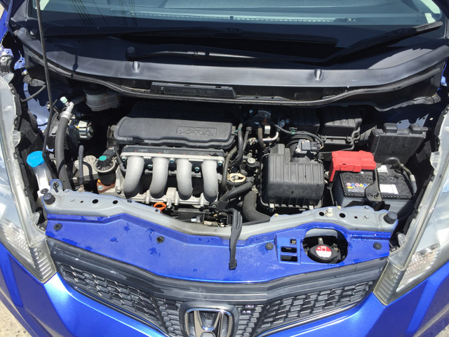 中古車 ホンダ フィット 1 3 13g スマートセレクション 走行7 1万キロ 車検r4年1月まで の中古車詳細 70 6km アズールブルーメタリック 兵庫県 万円 中古車情報 中古車検索なら 車選びドットコム 車選び Com