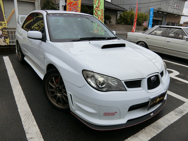 中古車 スバル インプレッサ 2 0 Wrx 4wd 5mt ターボ Stiフルエアロ の中古車詳細 133 000km ホワイト 岡山県 133万円 中古車情報 中古車検索なら 車選びドットコム 車選び Com