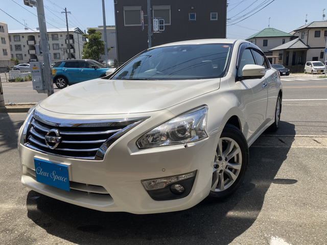 中古車 日産 ティアナ 2 5 Xl ナビavmパッケージ エマージェンシーブレーキ の中古車詳細 40 300km パールホワイト 福岡県 Sold Out 中古車情報 中古車検索なら 車選びドットコム 車選び Com